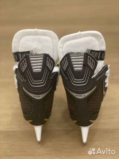 Хоккейные детские коньки bauer supreme one.4