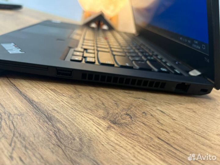 Ноутбук lenovo T14 i5 16gb