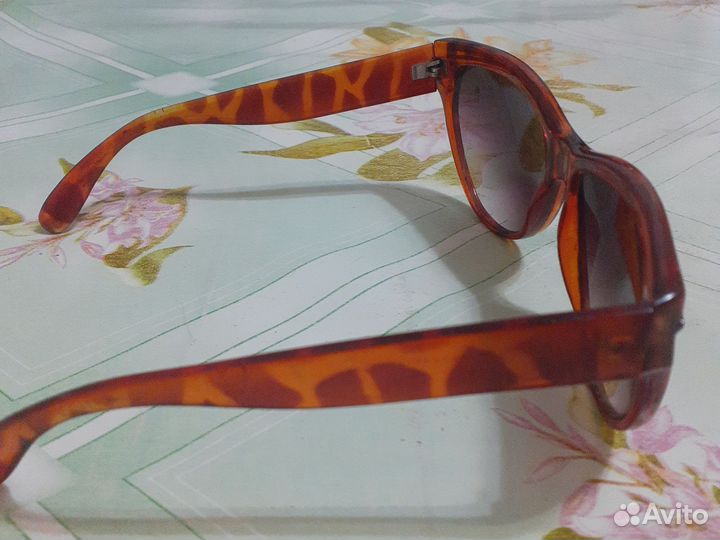 Солнцезащитные очки женские винтаж