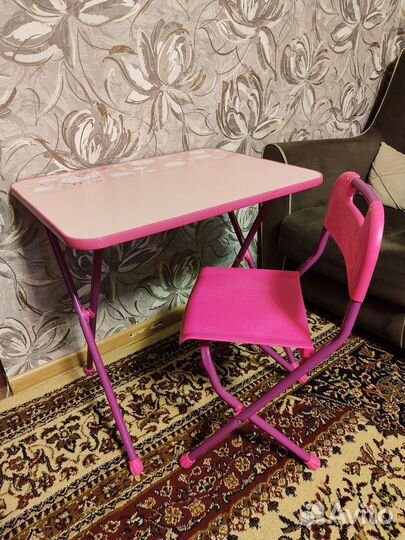 Детский столик и стульчик