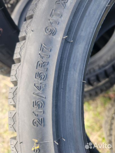 iLink Wintervorhut Stud II 215/45 R17