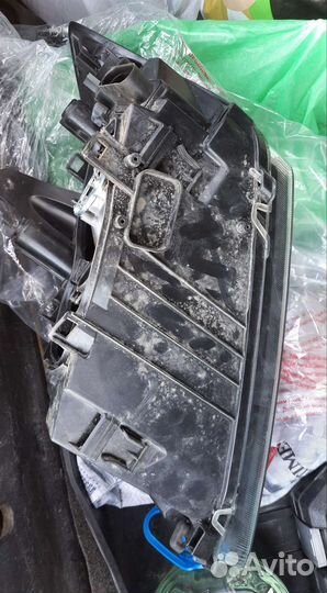 Фара правая Ford Focus 2 дорестайлинг