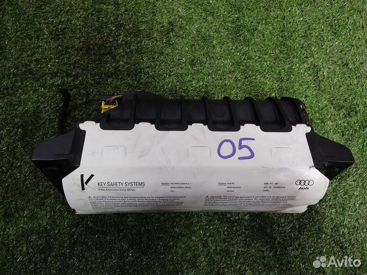 Подушка безопасности в торпедо Audi Q7 (4LB) 2007
