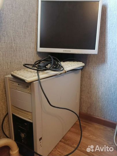 Монитор Samsung SoncMaster 710n и процессор