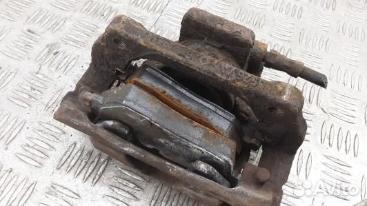 Суппорт тормозной передний правый mini cooper R56