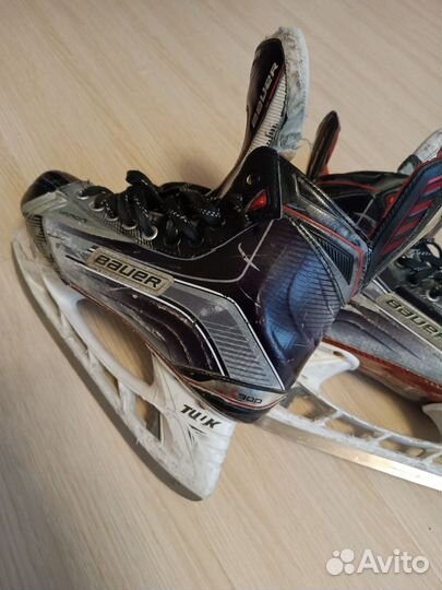 Хоккейные коньки bauer vapor x900