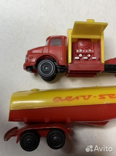 Модель авто 1:87 Мерседес бензовоз гдр пластик