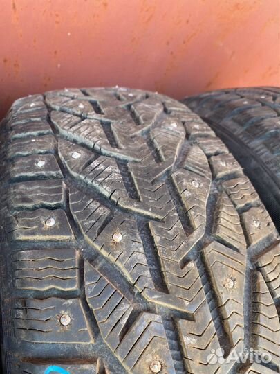 Tigar SUV Ice 215/60 R17