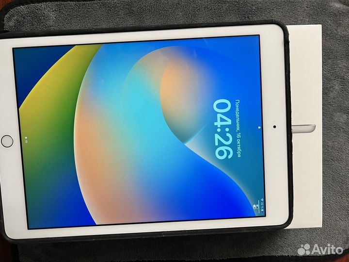 iPad(8поколения) 128g wi-fi