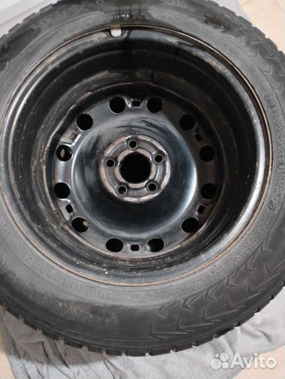 Nokian Tyres Hakkapeliitta 7 185/65 R15 92