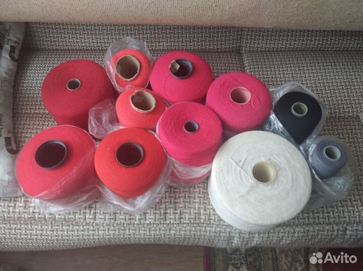Продается пряжа объемка для машинного вязания