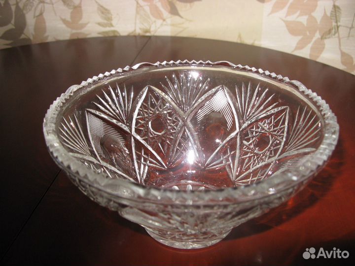 Ваза хрустальная