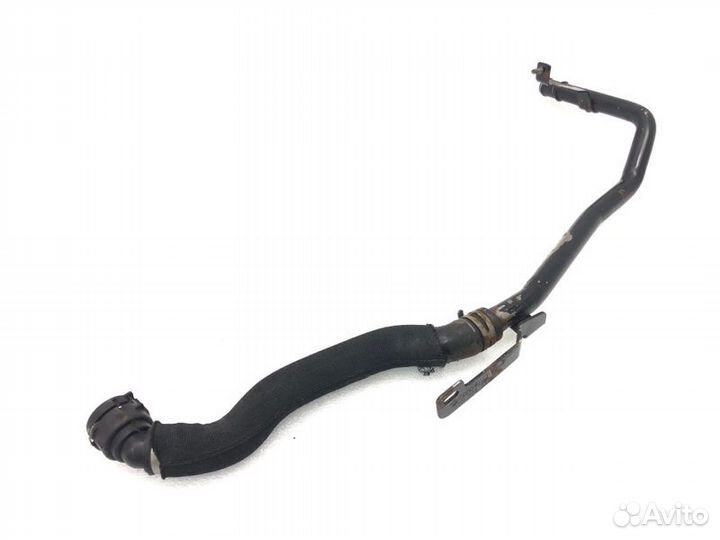 Патрубок системы охлаждения Audi A6 C6 BDW 2008