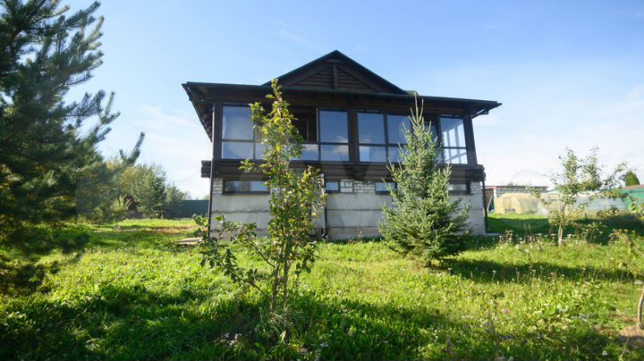 Дом 200 м² на участке 18 сот.