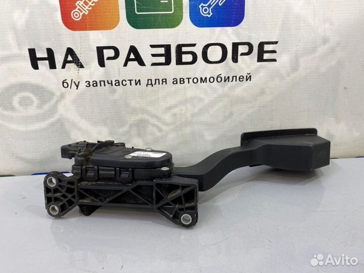 Педаль газа Nissan Teana J31