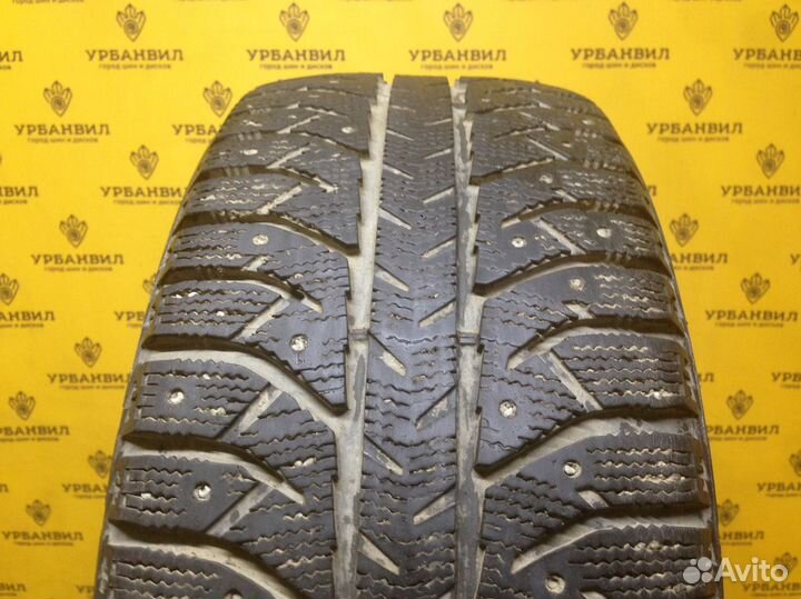 Bridgestone Ice Cruiser 7000 215/50 R17