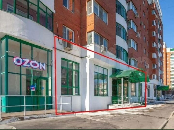 Сдам торговое помещение, 182 м²