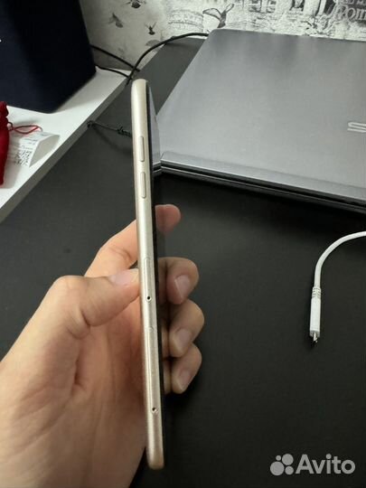 Samsung Galaxy A6, 3/32 ГБ