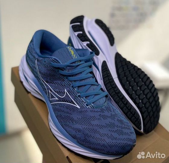 Кроссовки беговые mizuno wave runner 26