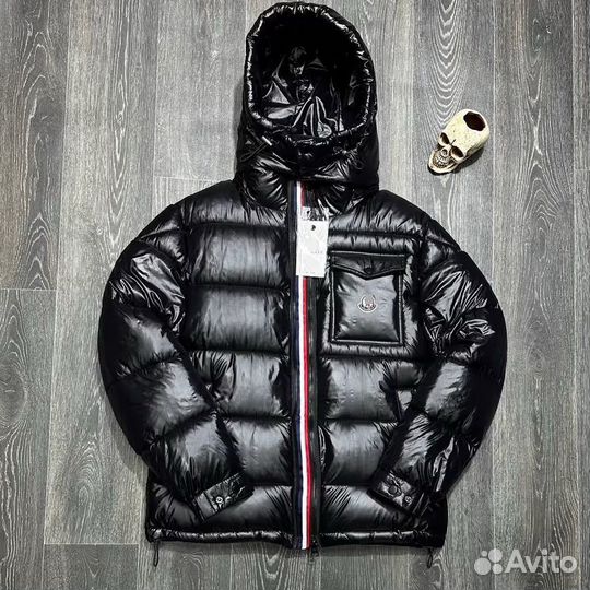 Пуховик Moncler