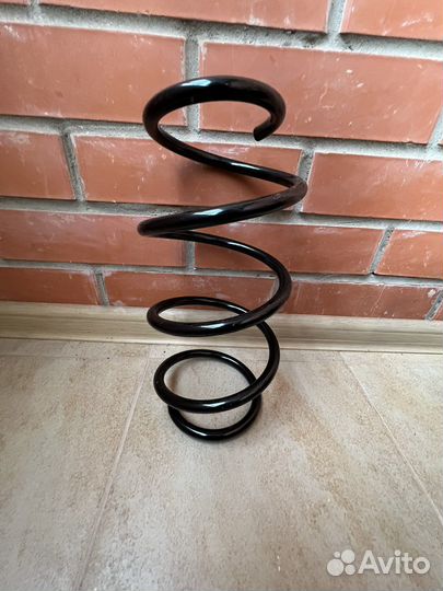 ST130042F Пружина передняя skoda/VW