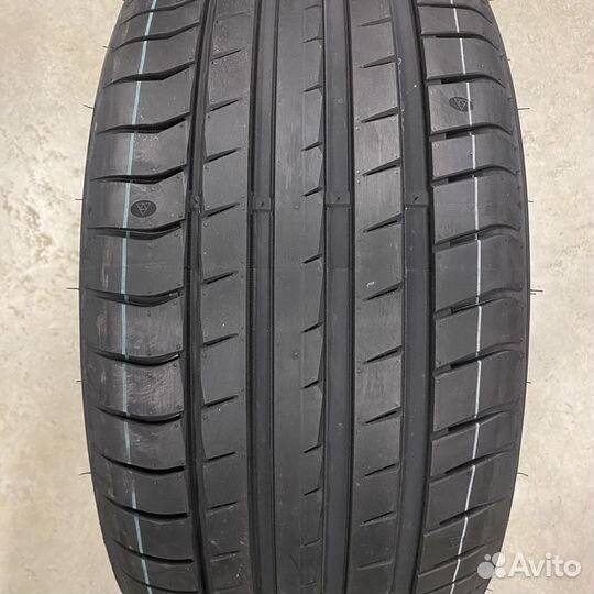 Triangle EffeXSport TH202 225/40 R18 92