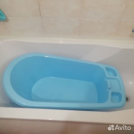 Ванночка для купания малыша