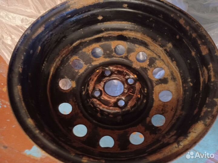 Диски штампованные Kia Rio Hyundai Solaris