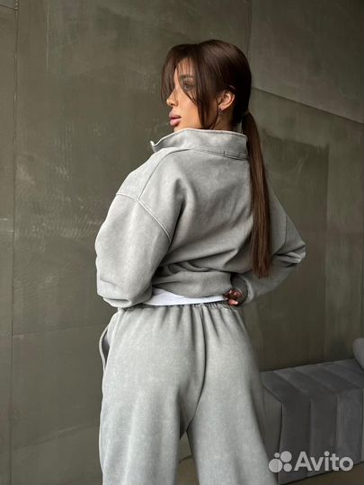 Костюм спортивный женский стильный Корея