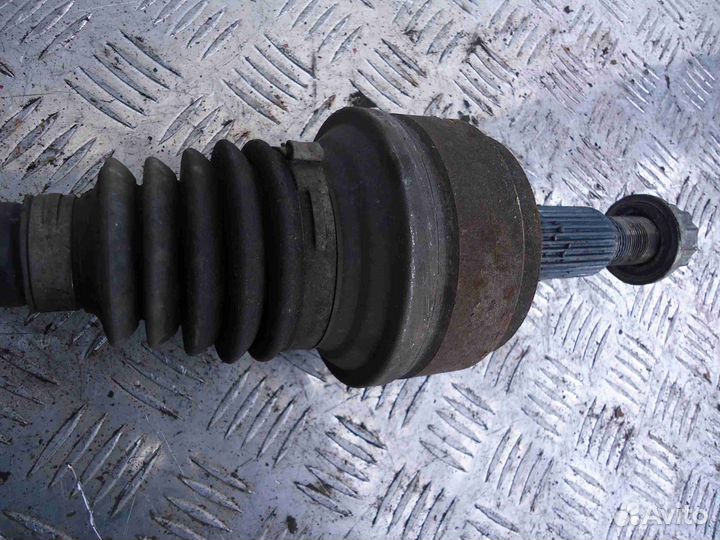 Полуось задняя правая Audi Q7 4L 7L8501201