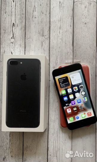 Телефон iPhone 7 plus
