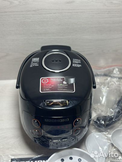 Redmond Мультиварка RMC-03