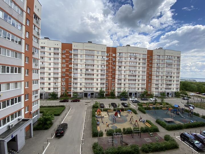 2-к. квартира, 64 м², 2/10 эт.