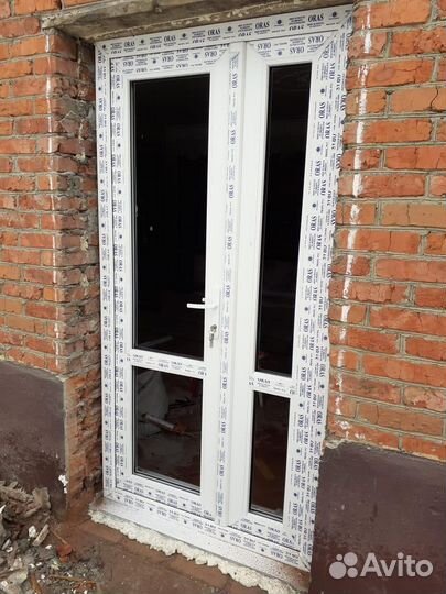 Установка дверей из пвх. Металлопластиковые двери