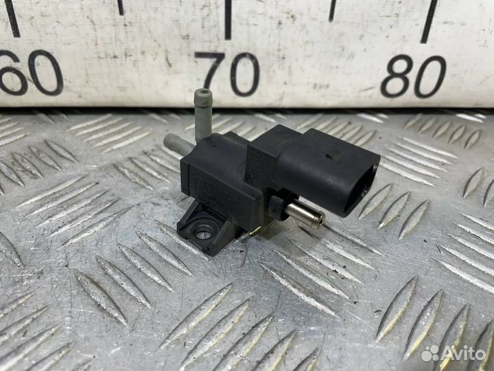 Б/У Клапан электромагнитный вакуумный VAG#010