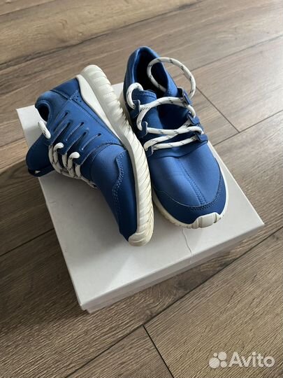 Кроссовки Adidas Tubular