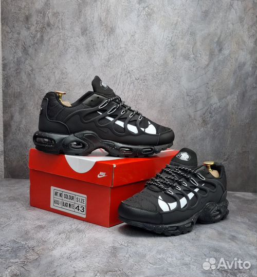 Кроссовки мужские nike air max tn plus