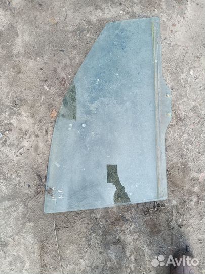 Стекло переднее правое Mazda Mpv