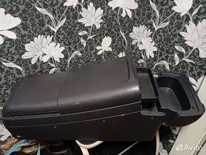 Центральная консоль Airtrek