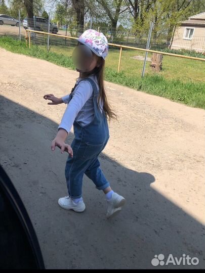 Комбинезон джинсовый для девочки Zara