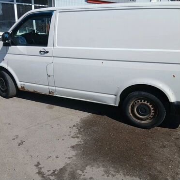 Цельнометаллический Volkswagen Transporter, 2009