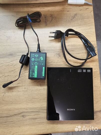 Внешний CD/DVD Sony пишущий/Rewriteble DRX-S77U