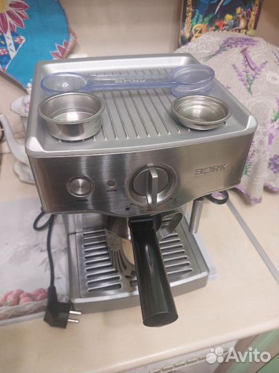 Кофеварка рожковая bork C700