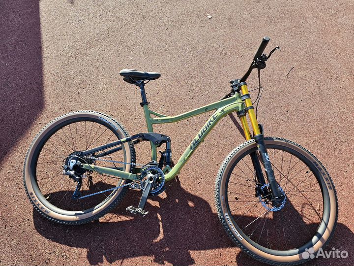 Велосипед alubike зеленый