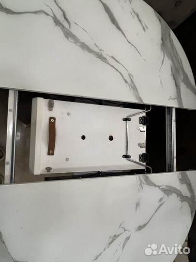 Стол обеденный diamond