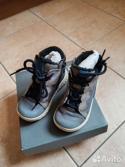 Ботинки ecco 24