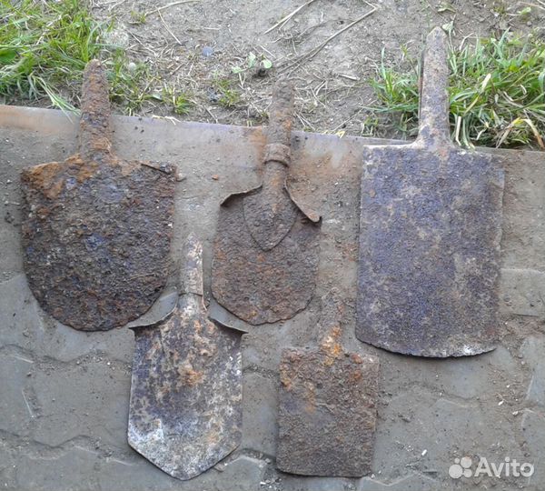 Лопаты старые (возможно немецкие)