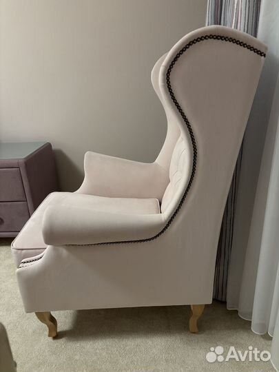 Кресло Perrino Эллиот розовое