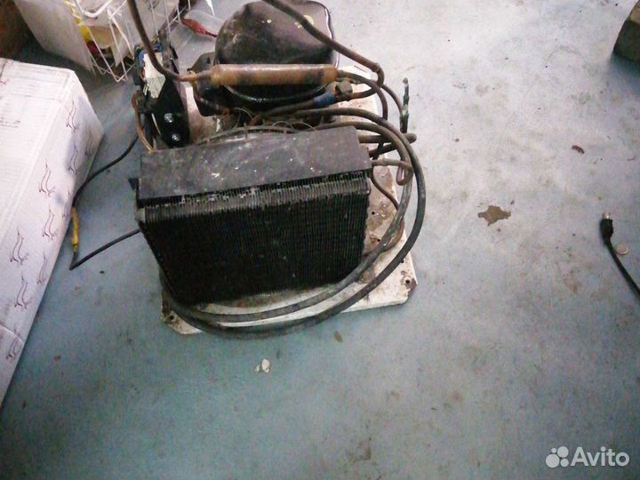 Холодильный агрегат от морозильной камеры