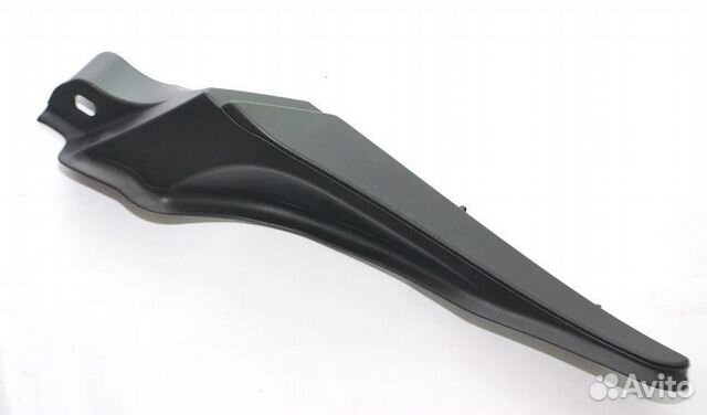 Накладка решетки стеклоочистителя правая Renault F